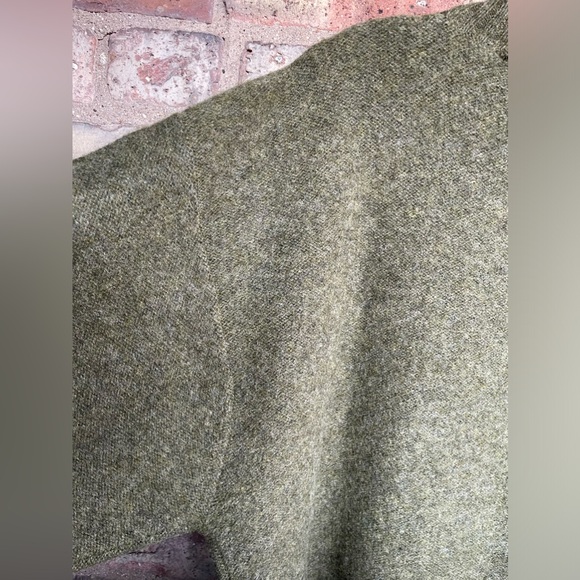 Pure Stuff 100% Wool Crewneck Sweater🖤 - Picture 7 of 12